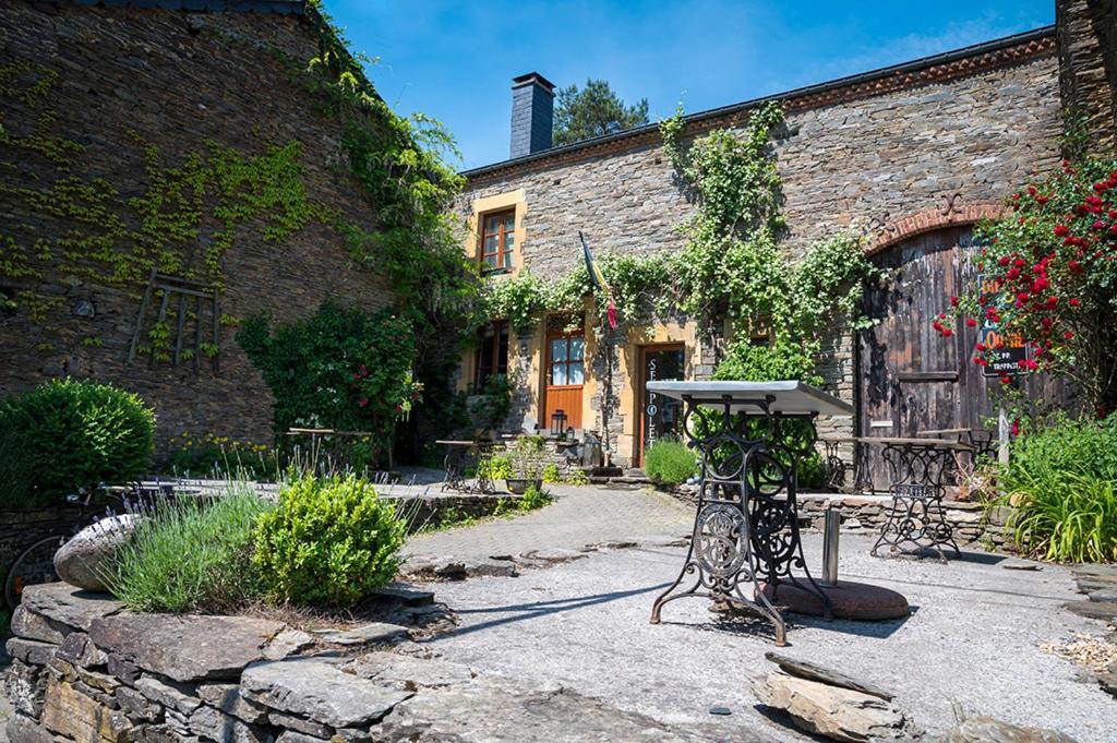 Appart Hotel Au Pied De Vigne Vresse-sur-Semois Kültér fotó